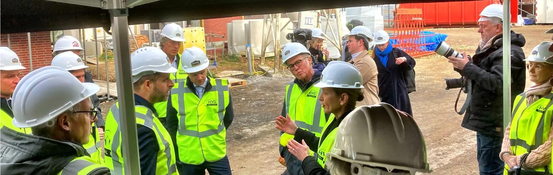 Minister Hugo de Jonge neemt poolshoogte van woonopgave in Parkstad